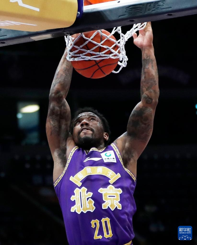 关于四川金强队在比赛中打出了令人惊叹的表现的信息