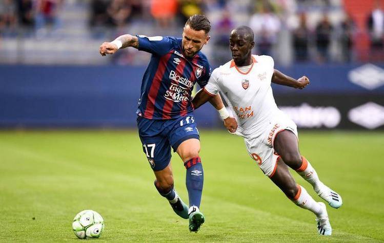 关于巴黎FC客场惜败亚眠,遗憾失分的信息 关于巴黎FC客场惜败亚眠,遗憾失分的信息