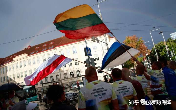 拉脱维亚队战胜爱沙尼亚,夺取三分 拉脱维亚队战胜爱沙尼亚,夺取三分