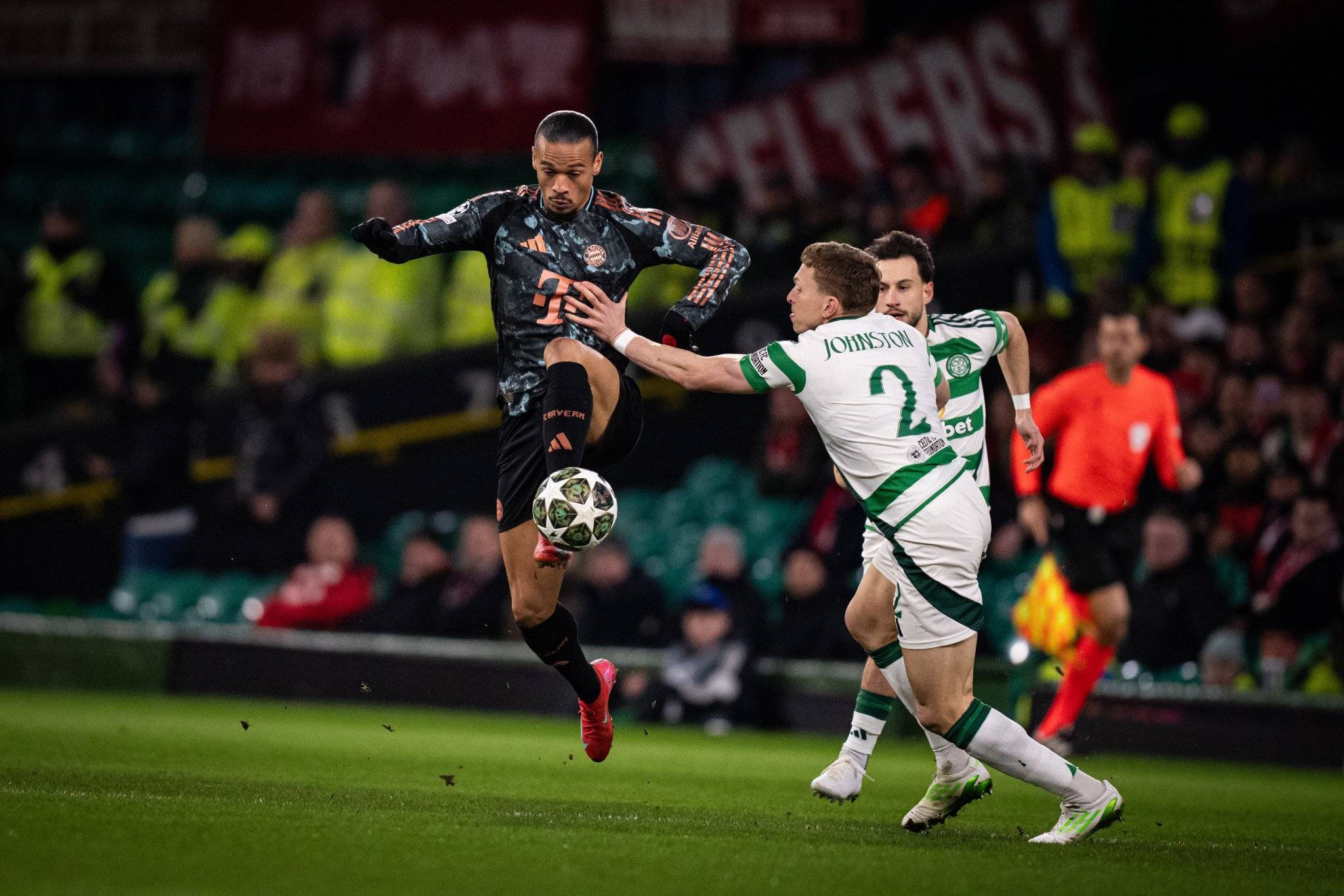 拜仁客场迎战尤文，全力争取晋级的简单介绍