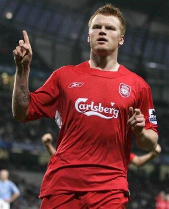 沙尔克客场一球小胜,豪取三分 沙尔克客场一球小胜,豪取三分