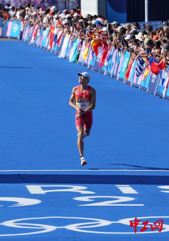 比利时马拉松选手在赛场上展示实力的简单介绍