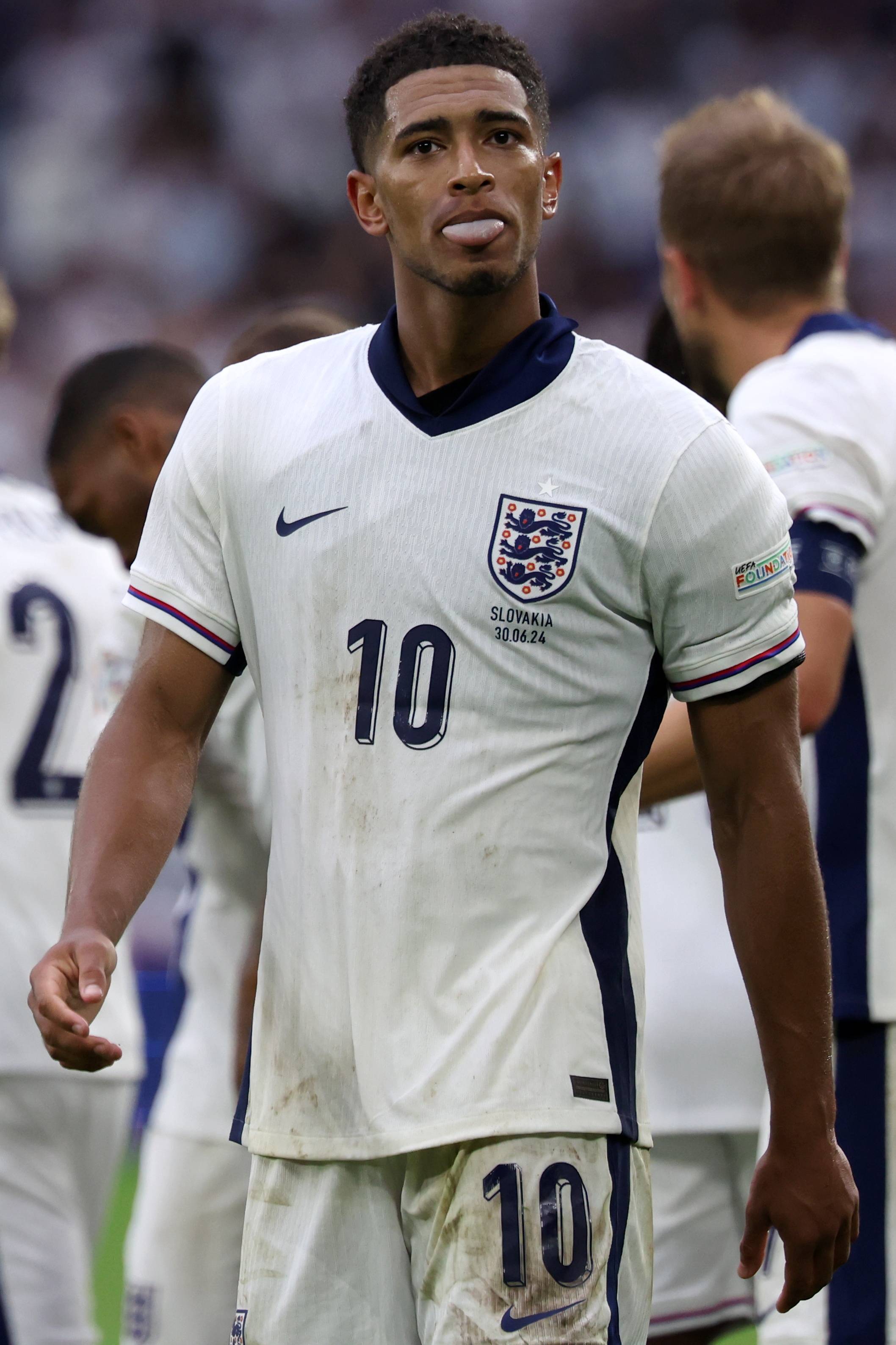 开云官网-英格兰队在关键比赛中展现实力，锁定欧锦赛席位的简单介绍