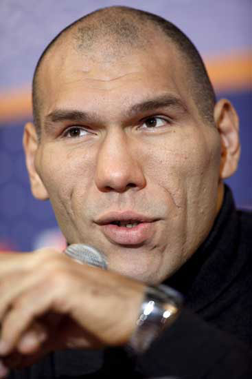 瑞士选手在拳击比赛中获得胜利,挺进半决赛 瑞士选手在拳击比赛中获得胜利,挺进半决赛