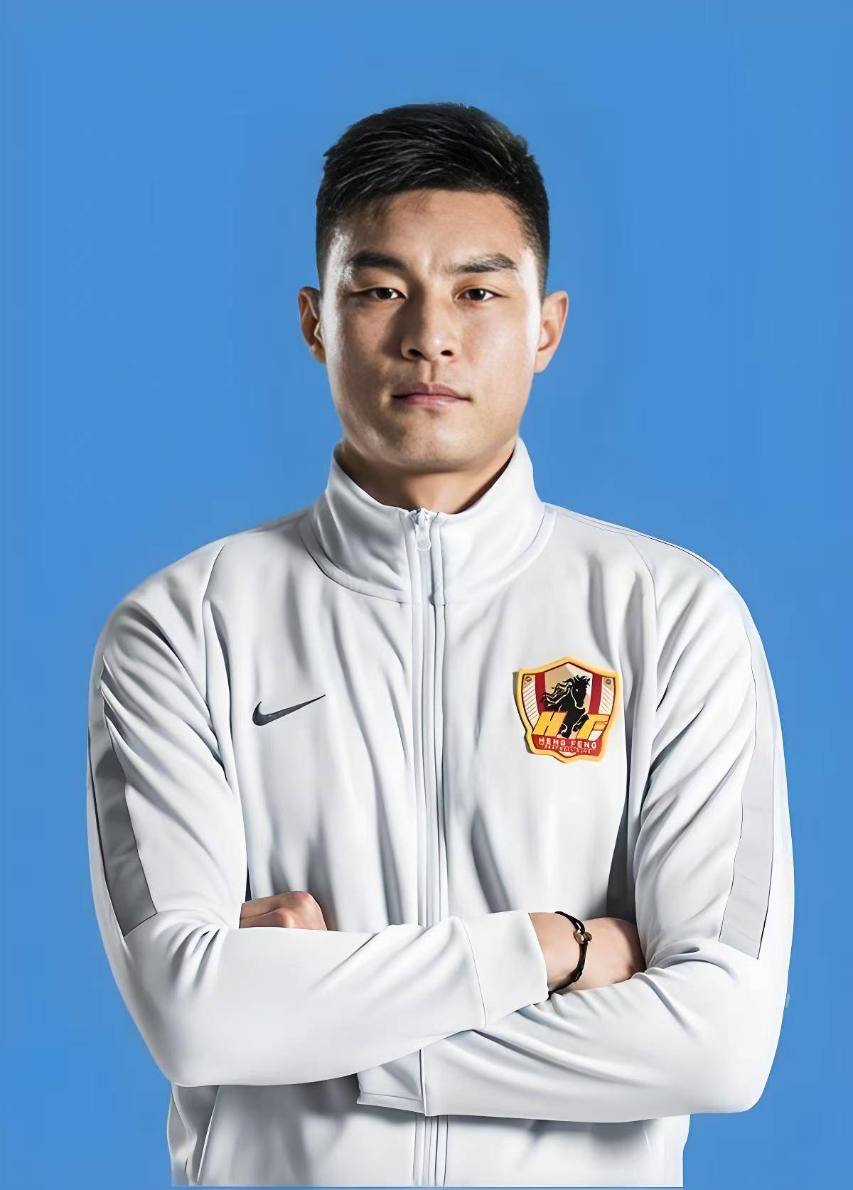 开云体育官网-国安逆袭逼平鲁能，持续向前