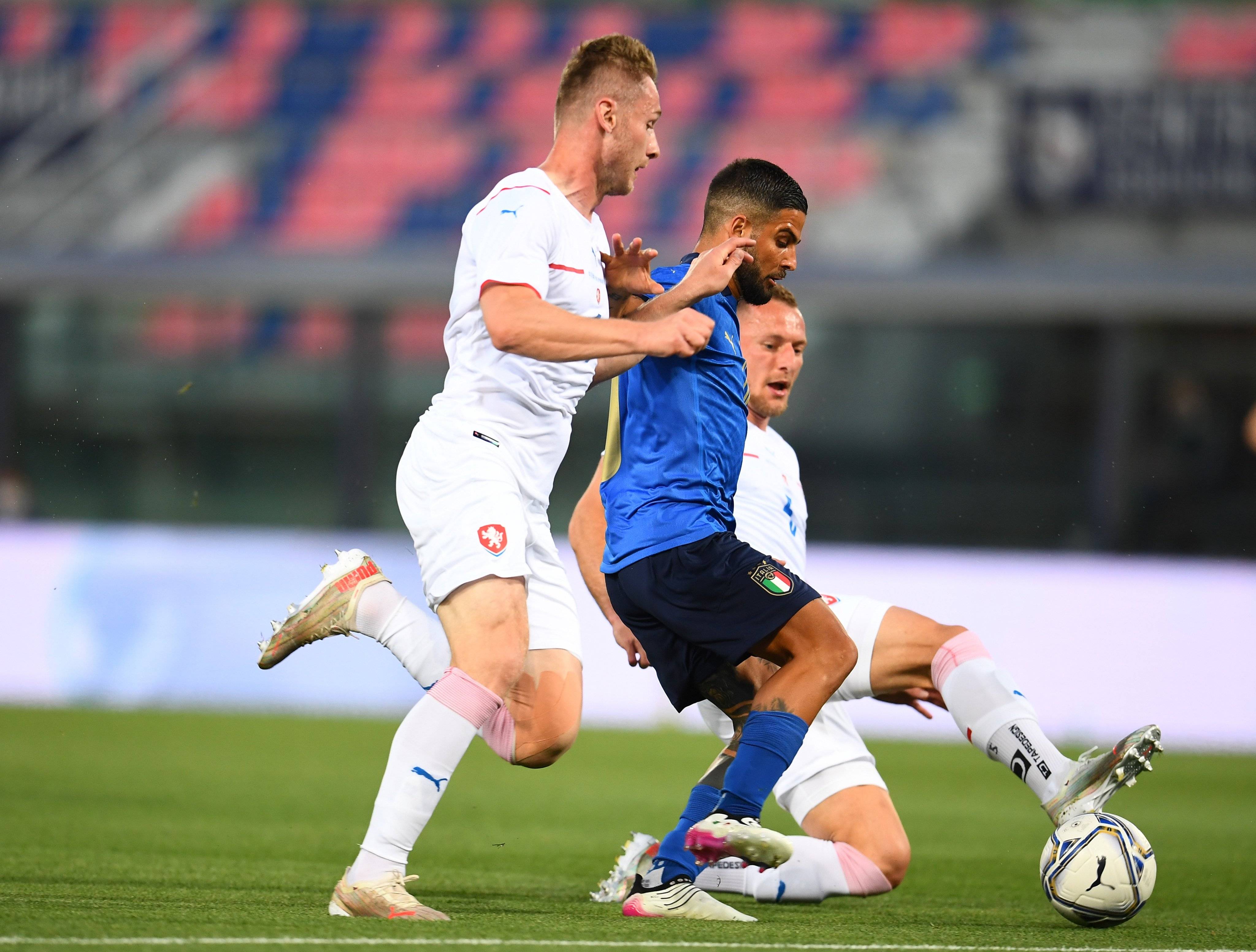 博洛尼亚大胜一仗,鹤立鸡群的简单介绍 博洛尼亚大胜一仗,鹤立鸡群的简单介绍