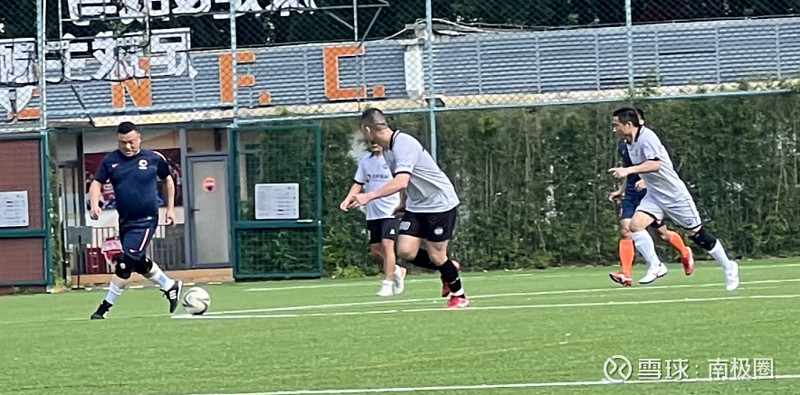 开云下载-南极足球职业联赛中球员实力逐渐提升的简单介绍