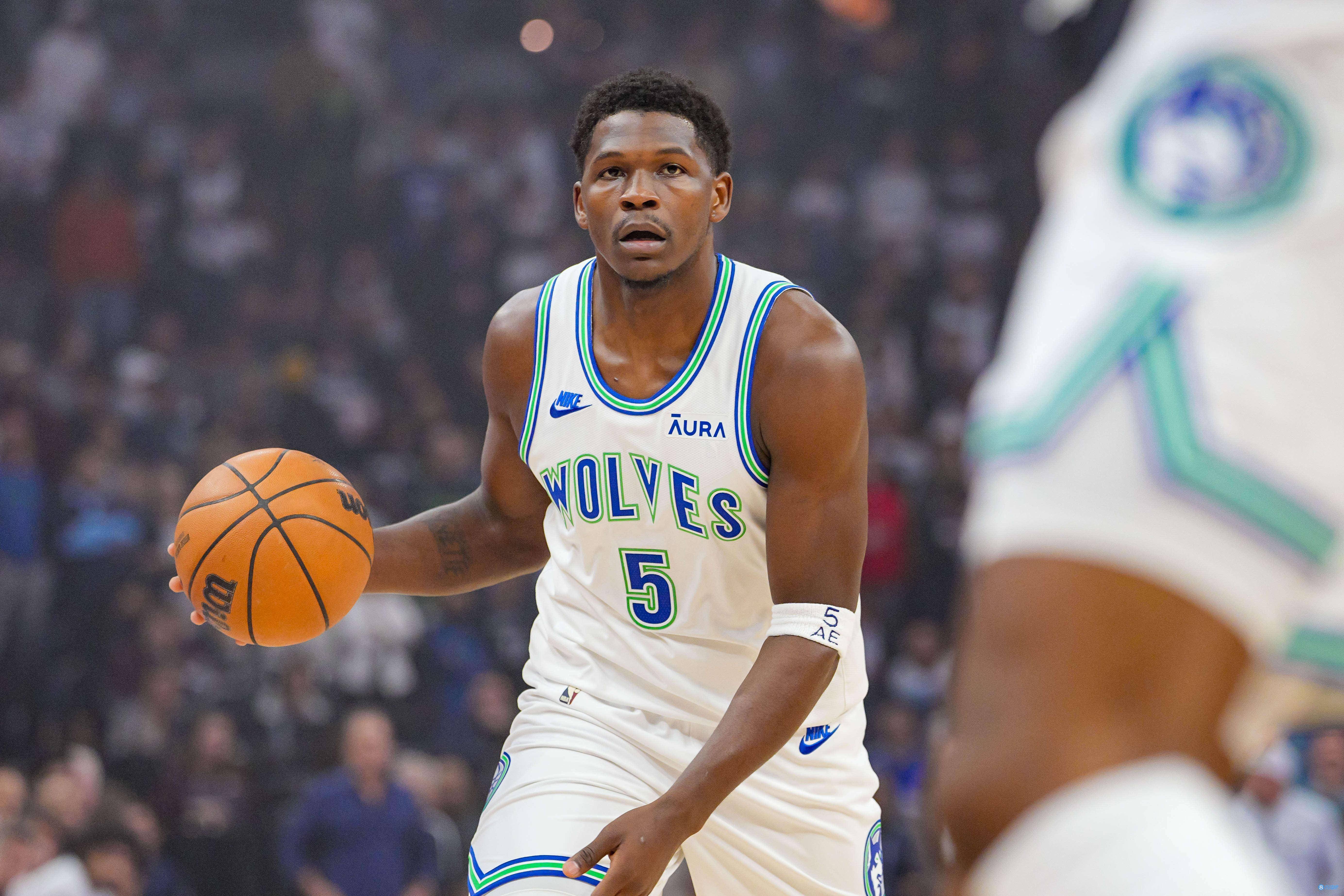 开云体育下载-森林狼客场不敌太阳，遭遇三连败的简单介绍