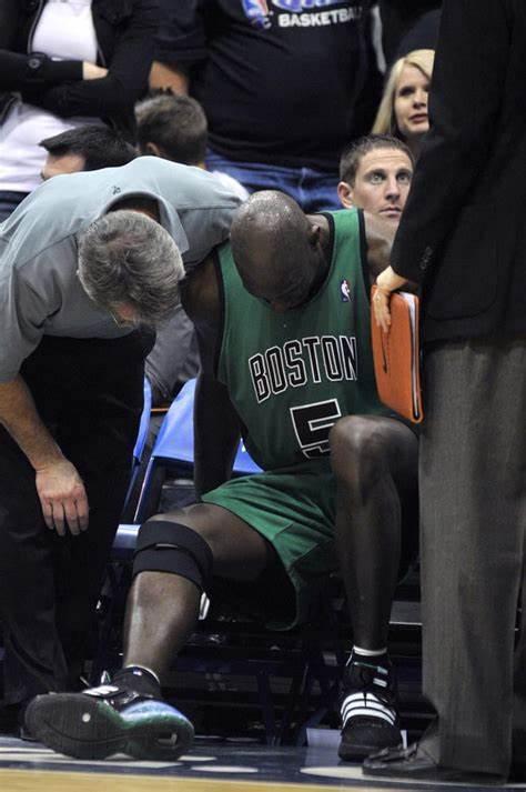 -勇士惜败公牛，韦伯受伤影响比赛的简单介绍