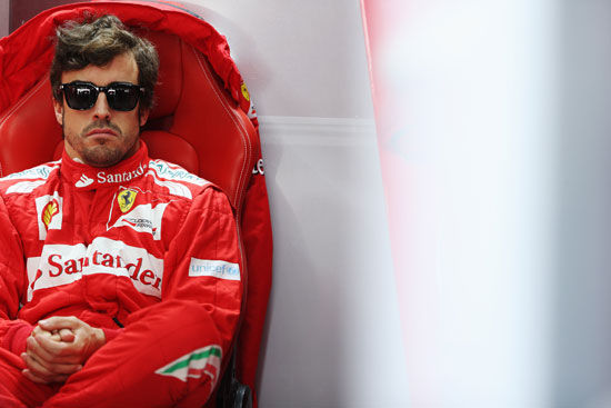 雷诺车队逆转红牛车队，阿隆索惊艳四座