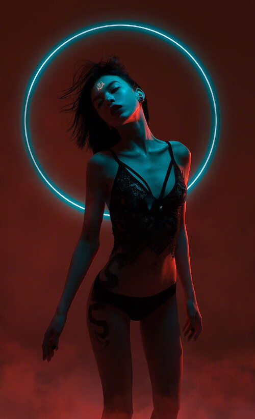 绿茵场上的君王，欧冠半决赛之夜，福克斯攻防两端的绝对统治