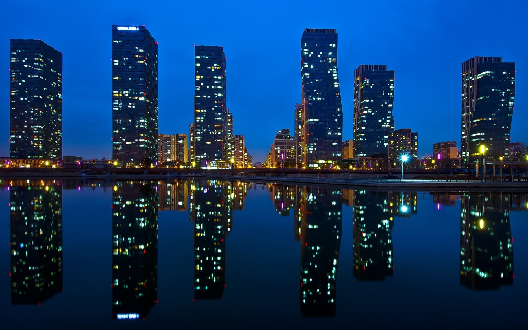 开云下载-三记重拳击碎童话！卡拉斯科关键助攻终结丹麦神话