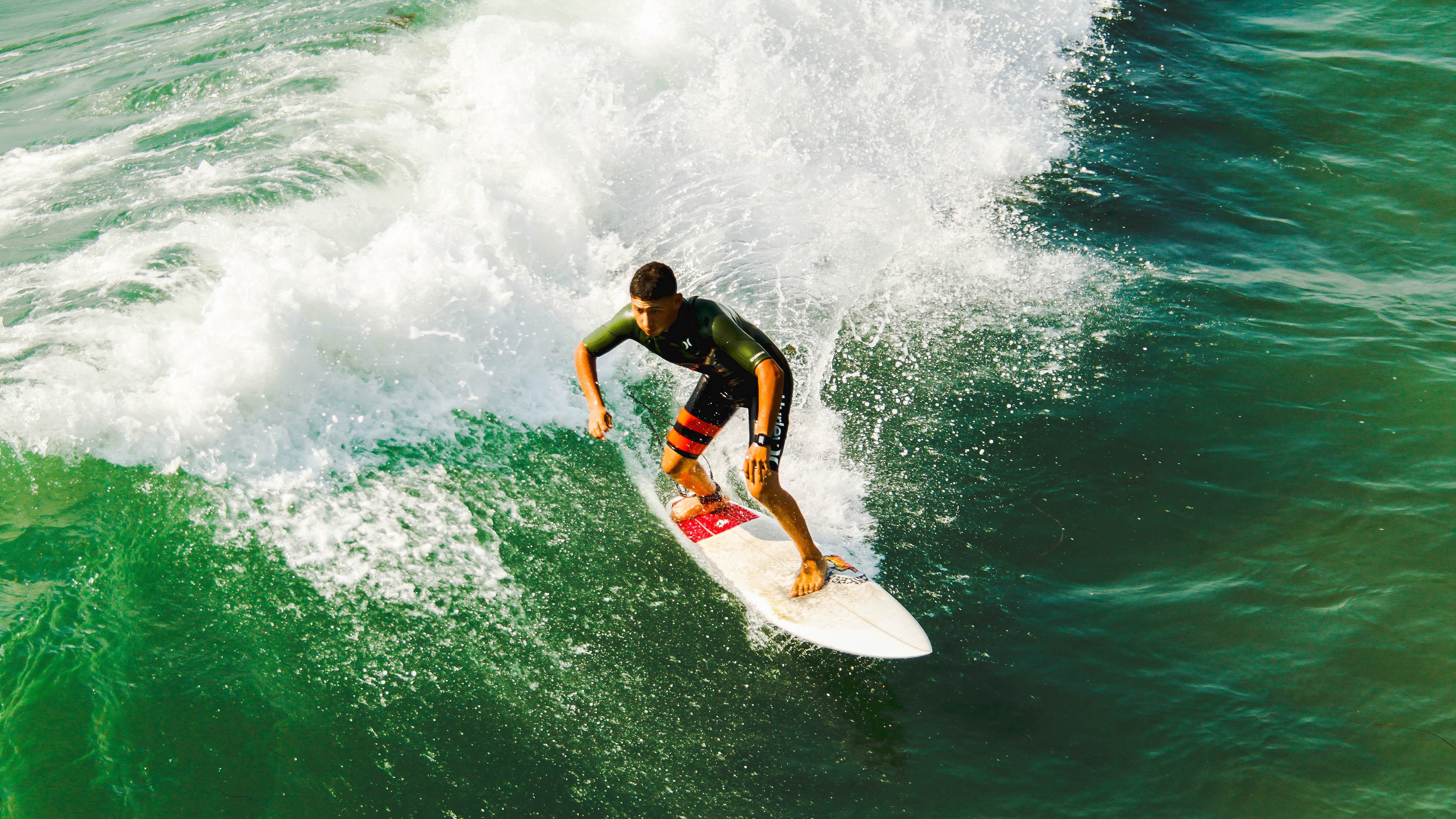 节奏大师若日尼奥，阿森纳的引擎与比利时终结悬念的智慧