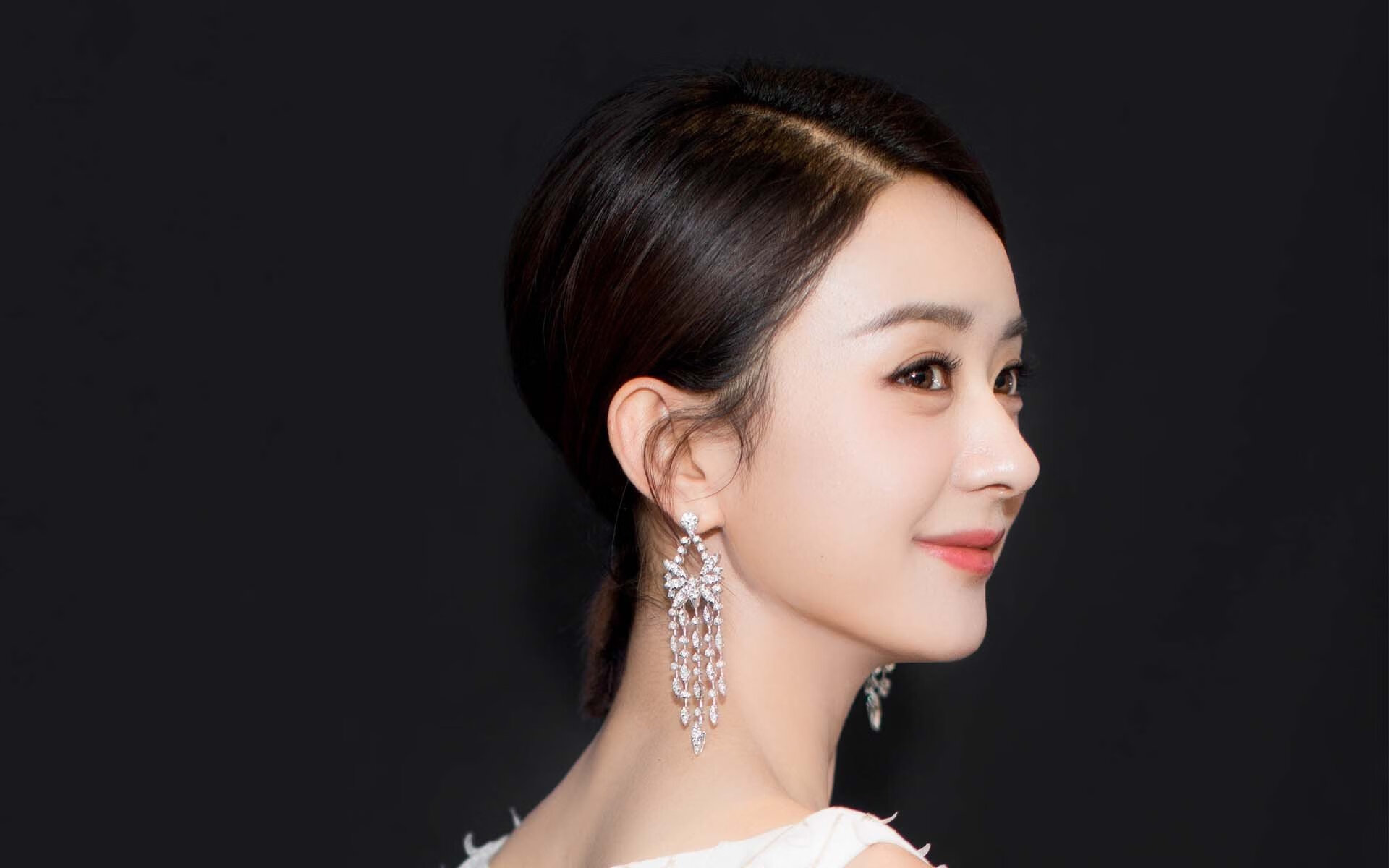 世界排名争夺战之夜，利拉德无争议荣膺全场最佳